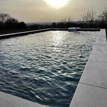 Bed & Breakfast Bien Et Toit 3*