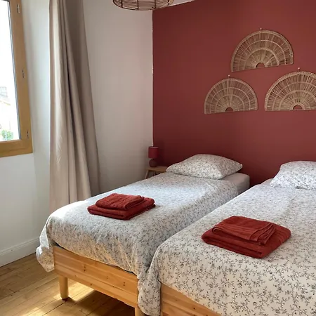 Bed & Breakfast Bien Et Toit 3*